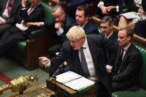 Boris Johnson i Parlamentet. Foto