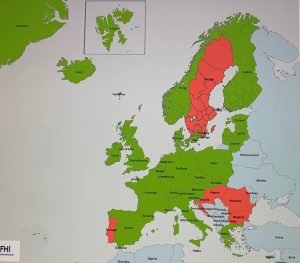 Kart over grønne og røde land karantente korona