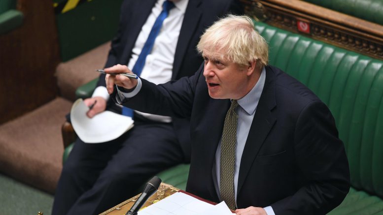 Boris Johnson i aksjon i Underhuset. Foto