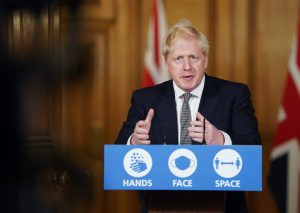 Boris Johnson holder koronapressekonferanse i Downing Street Foto