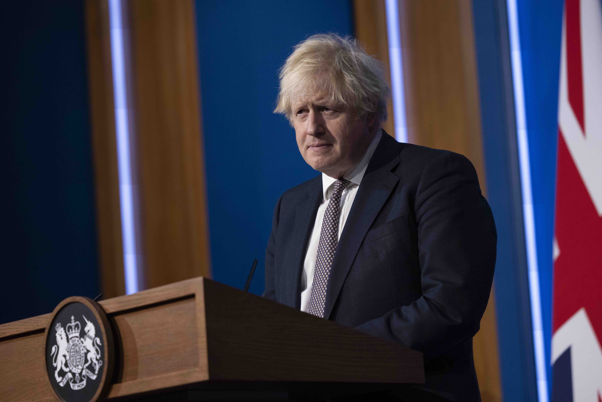 Boris Johnson holder pressekonferanse. Foto