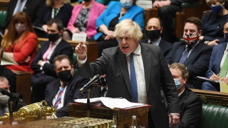 Boris Johnson i Underhuset. Foto
