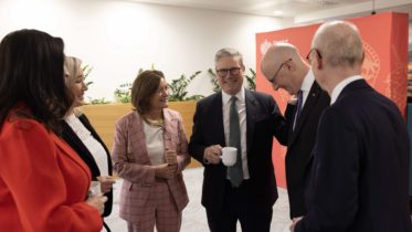 Statsminister Keir Starmer i samtale med førsteministerne i Wales, Skottland og Nord-Irland.